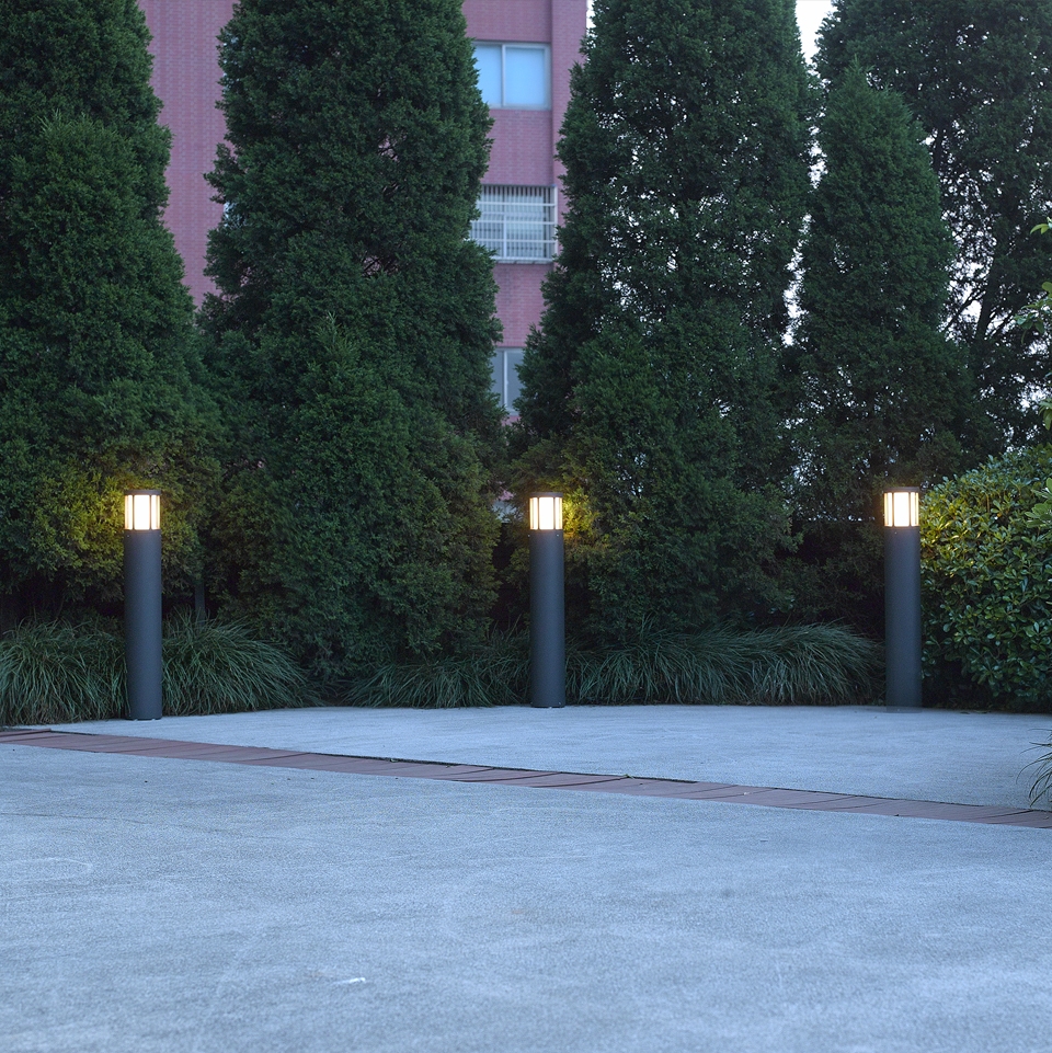 Outdoor Bollard Lights