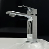 Mezcladores cortos para lavabo