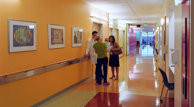 A4 Arcature wall-mounted luminaires 