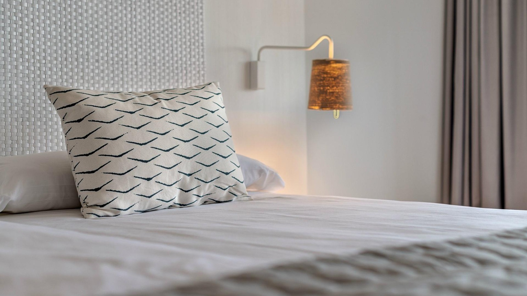 Lighting Fixtures - Tali