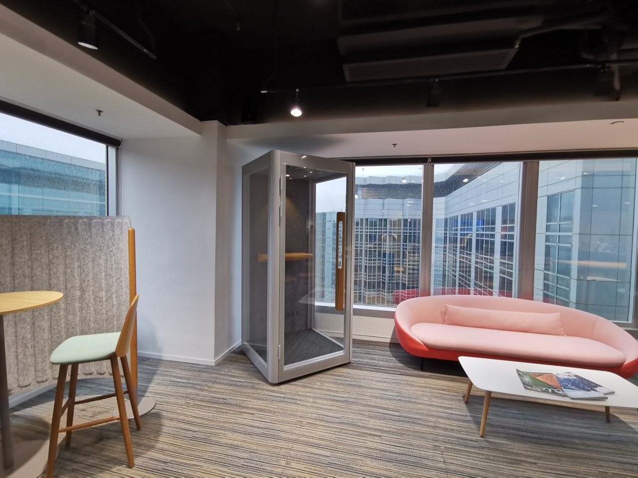 Classical Office Phone Booth - Dancoo G2