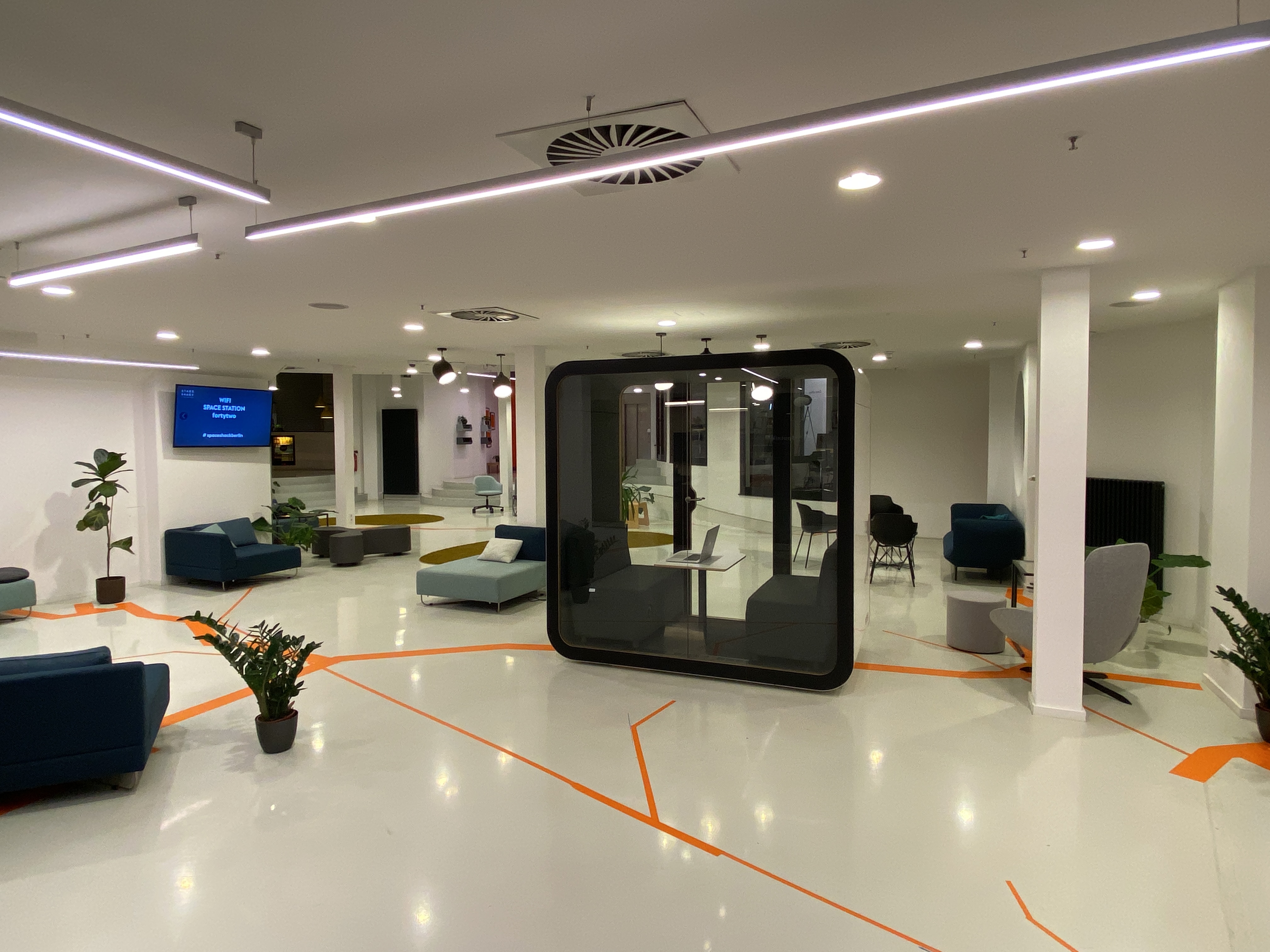 Smart Meeting Pods - Dancoo 2F2