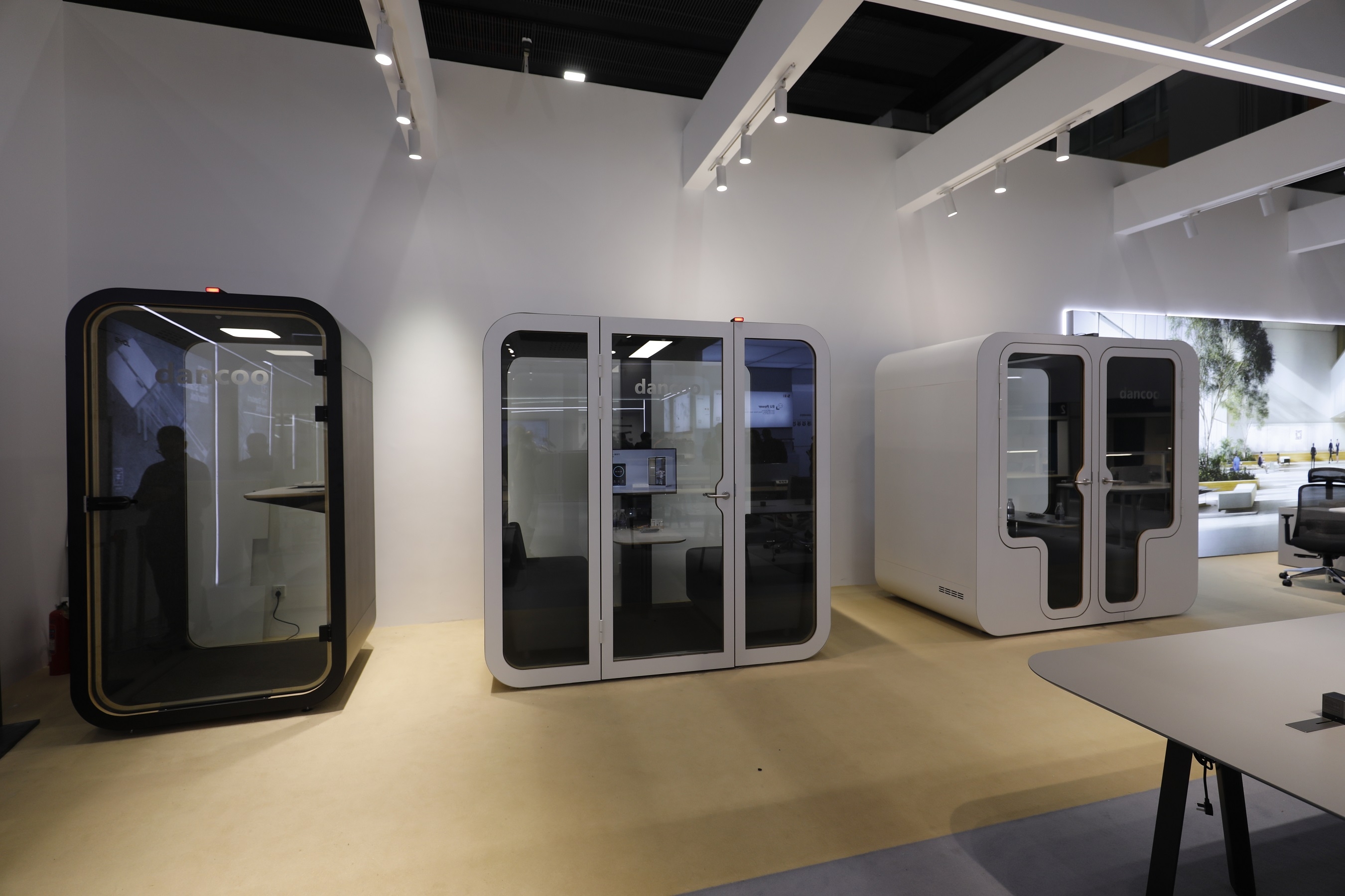 Smart Meeting Pods - Dancoo 2S2