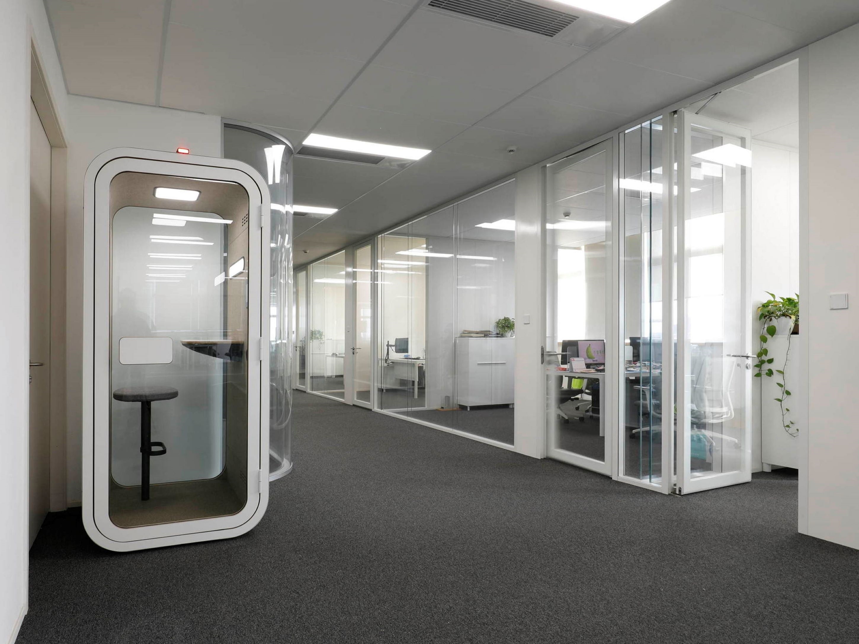 Smart Pods and Phone Booths - Dancoo Dawn Compact