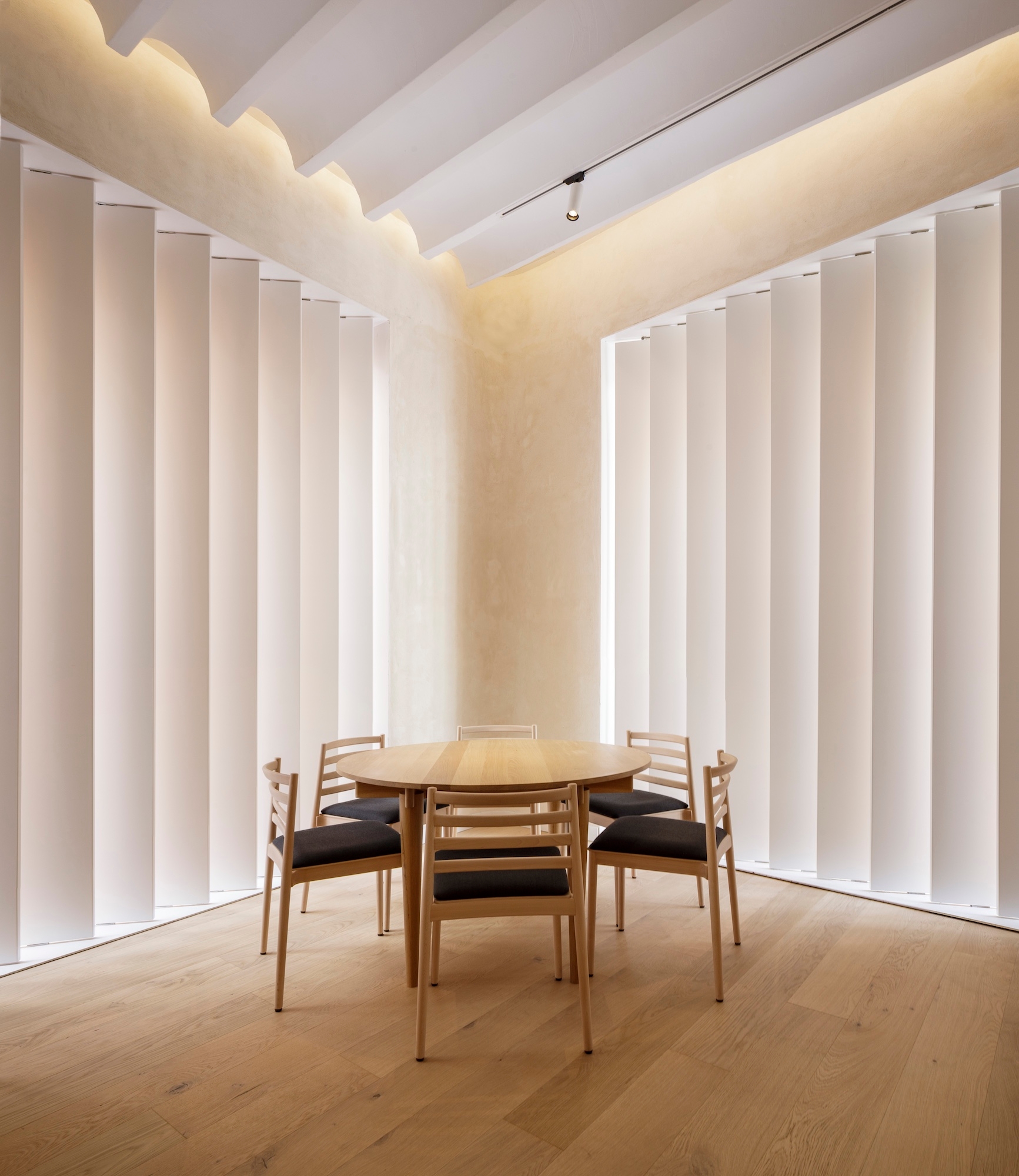 Interior Stackable Chairs