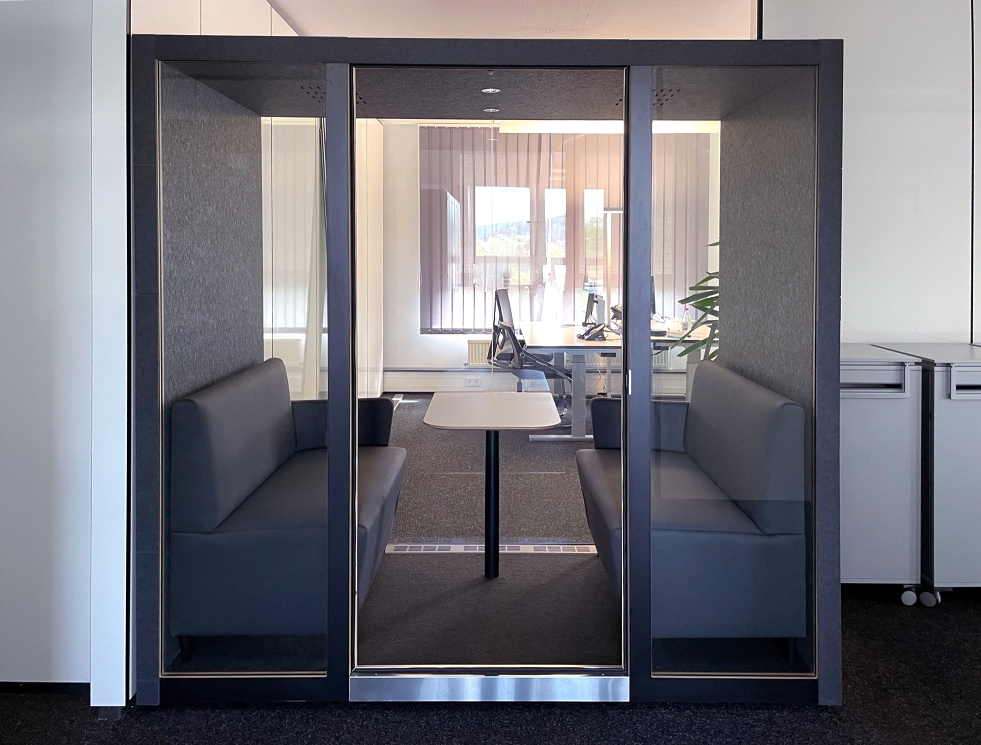 Classical Office Meeting Pod - Dancoo 2A