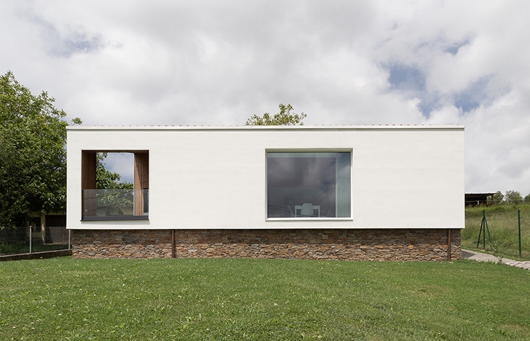 Interlocking Tile Roof at Xatera House
