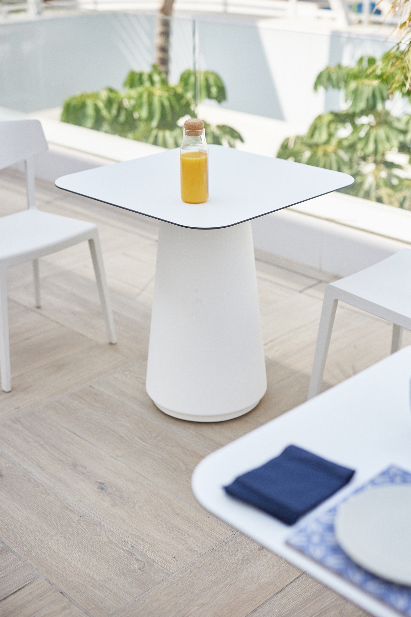 Tables - Dorik Series