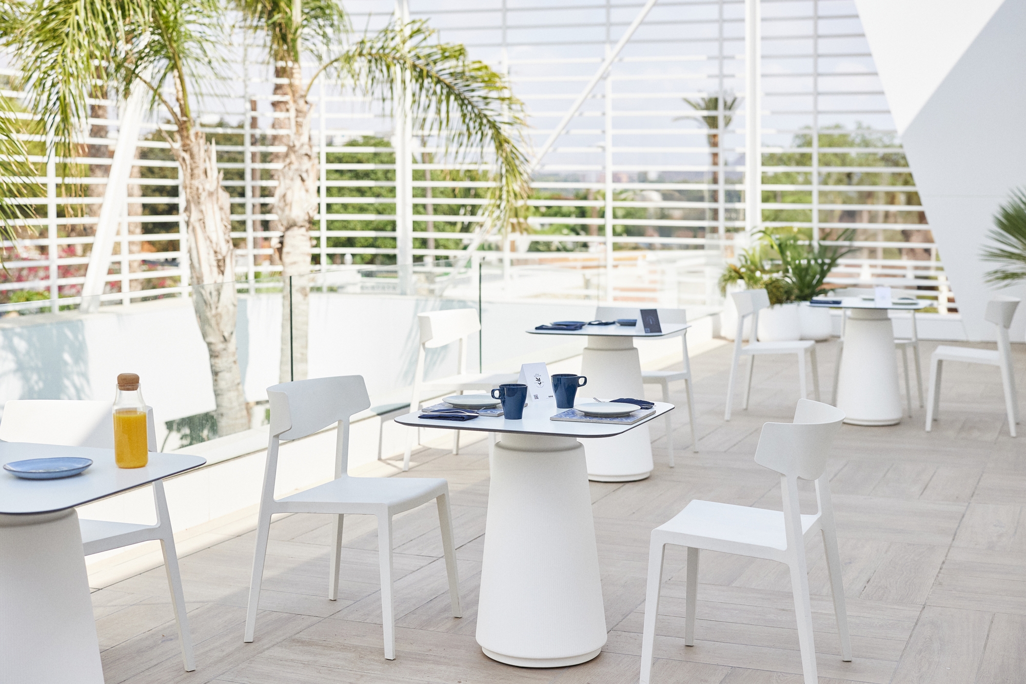 Tables - Dorik Series