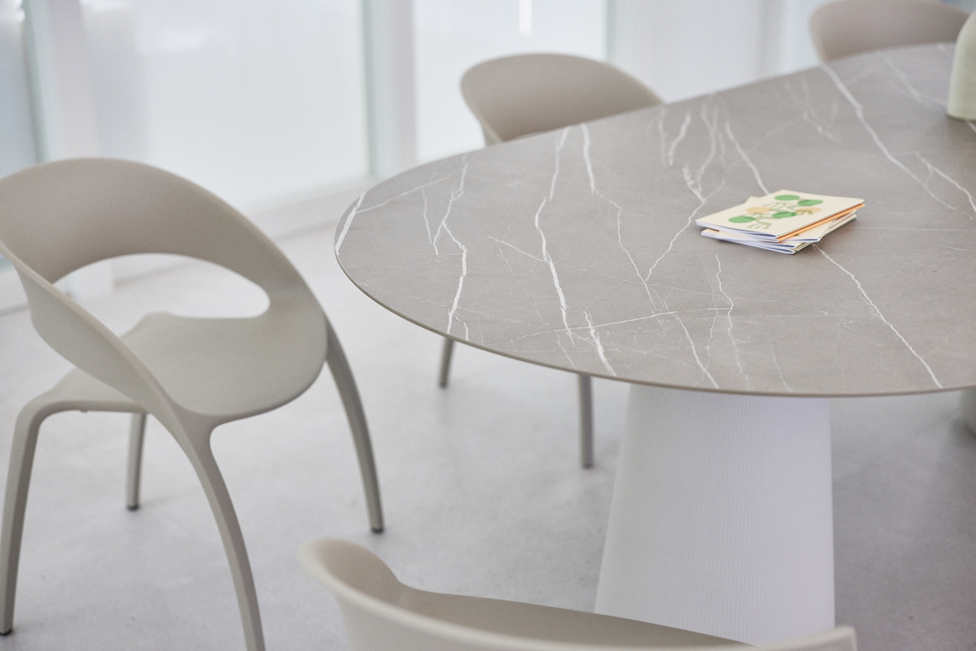 Tables - Dorik Series