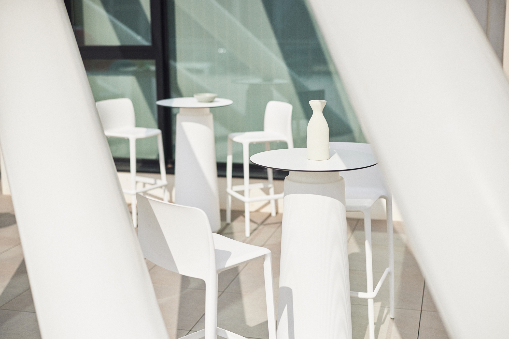 Tables - Dorik Series