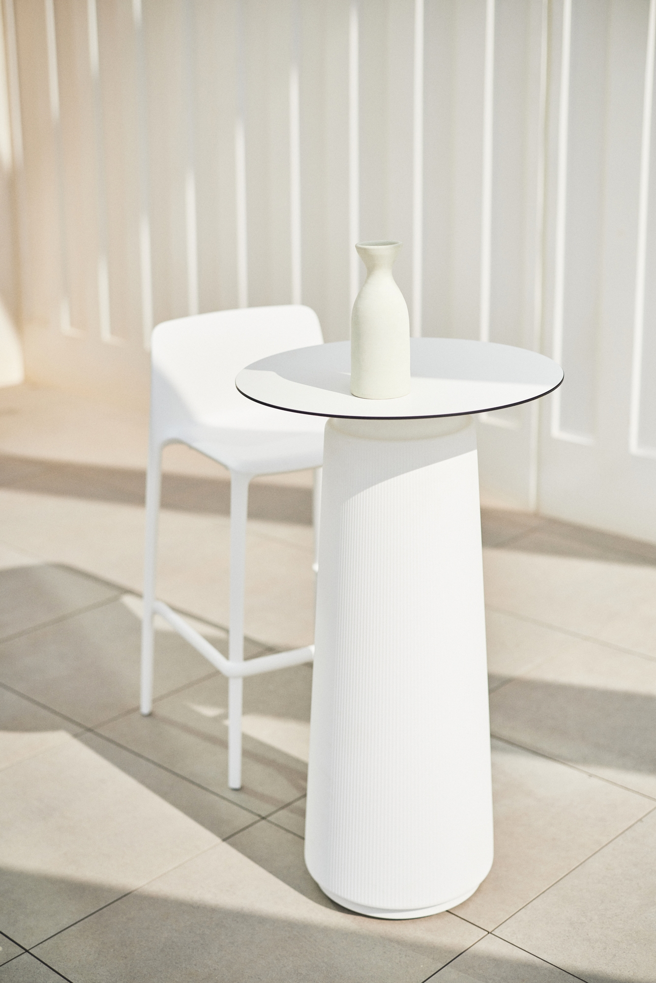 Tables - Dorik Series