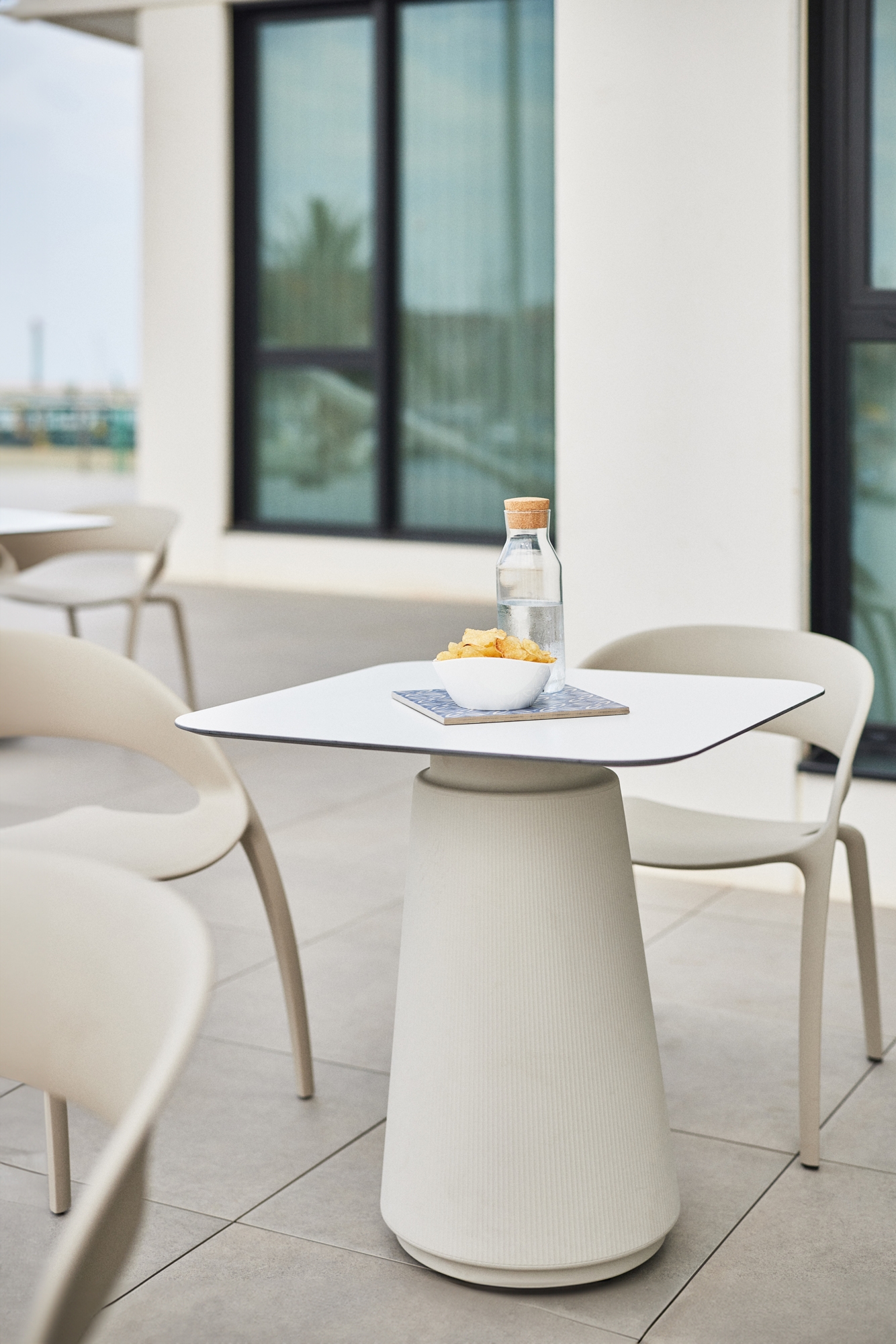 Tables - Dorik Series