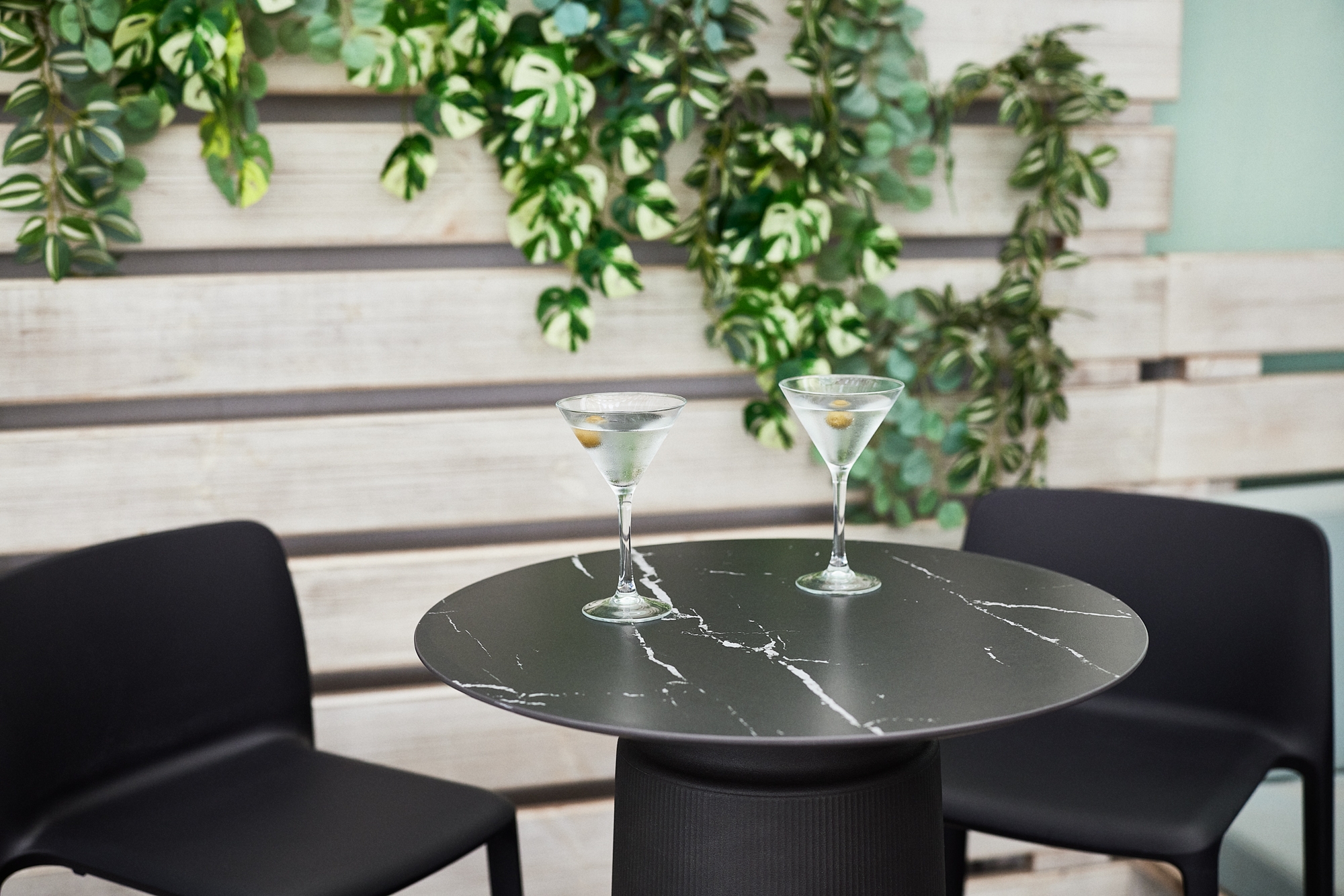 Tables - Dorik Series