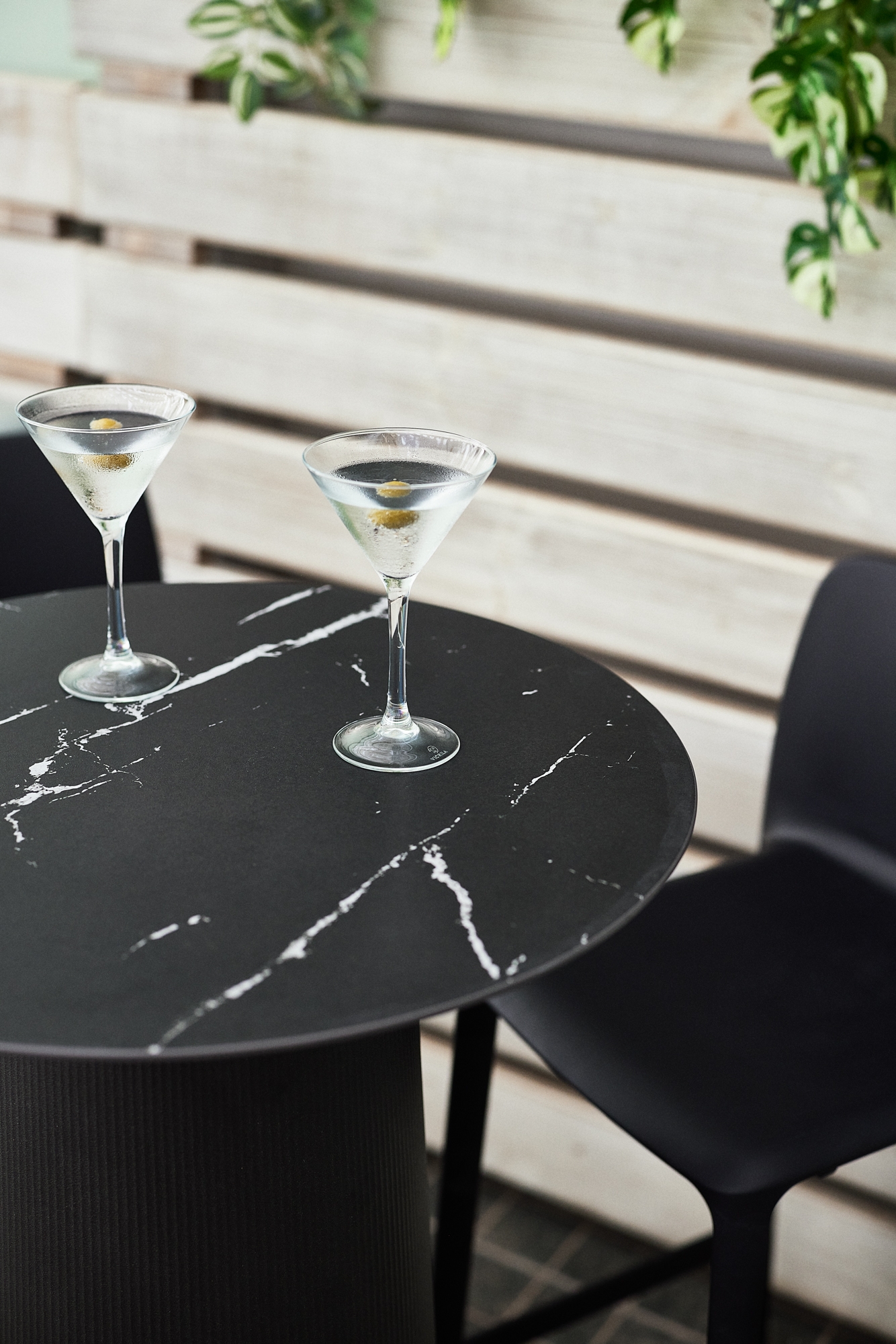 Tables - Dorik Series