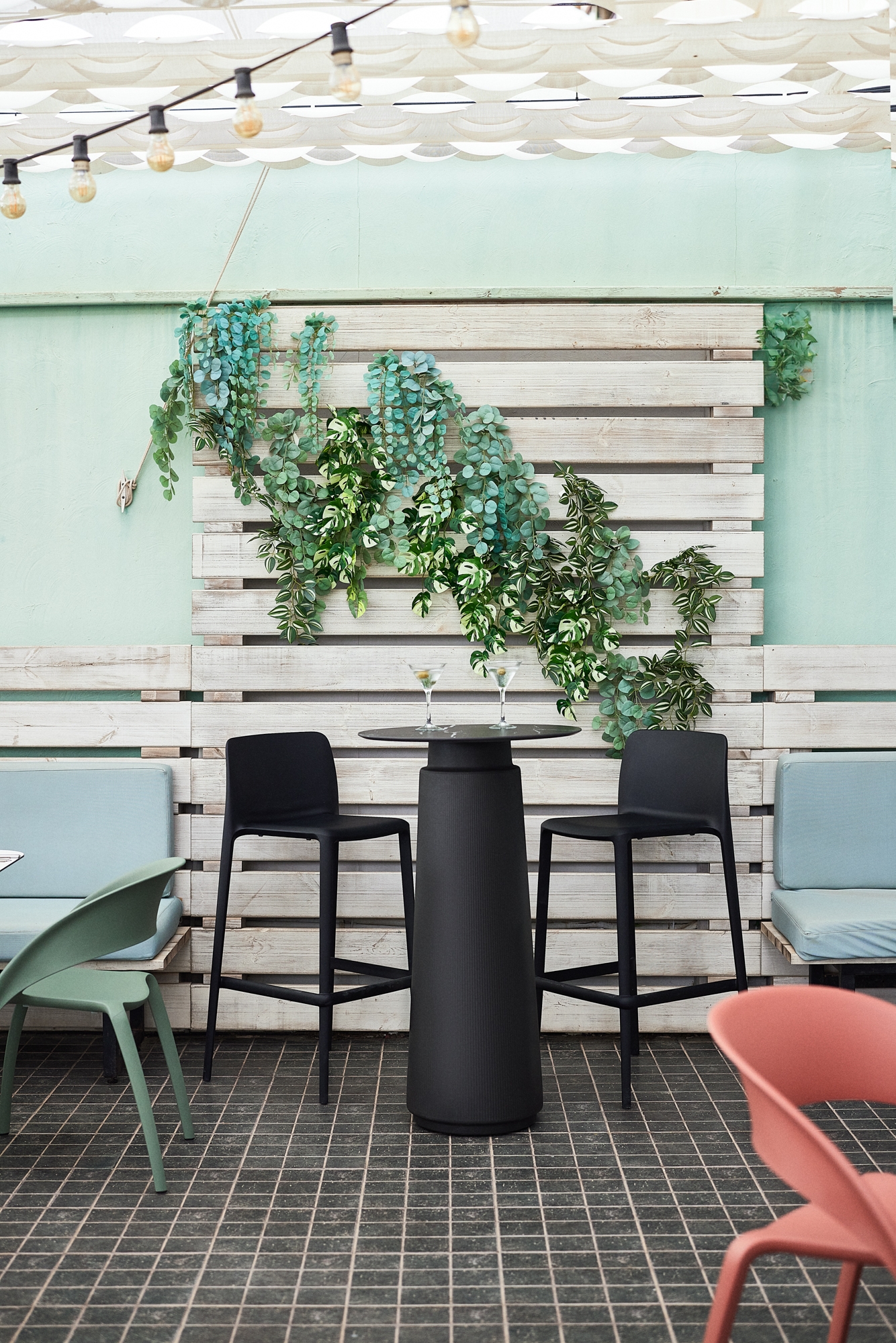 Tables - Dorik Series