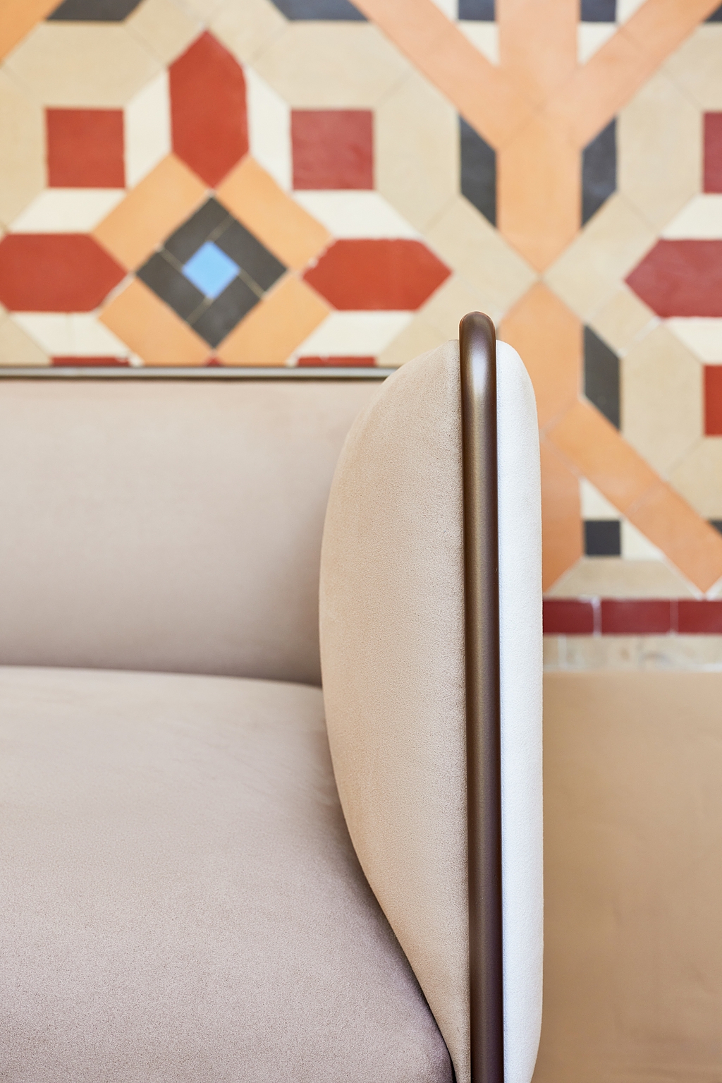 Sofas & Armchairs - Meetia Series