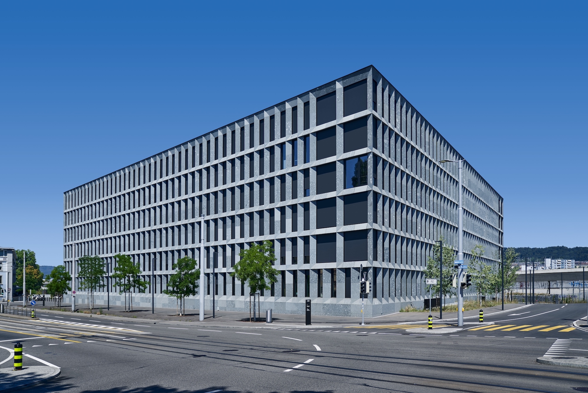Fabric Blinds at Zurich Police and Justice Centre
