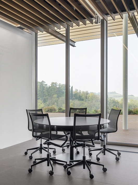 PRINCIPLES work tables at Bologna Business School