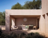Outdoor Dining Tables