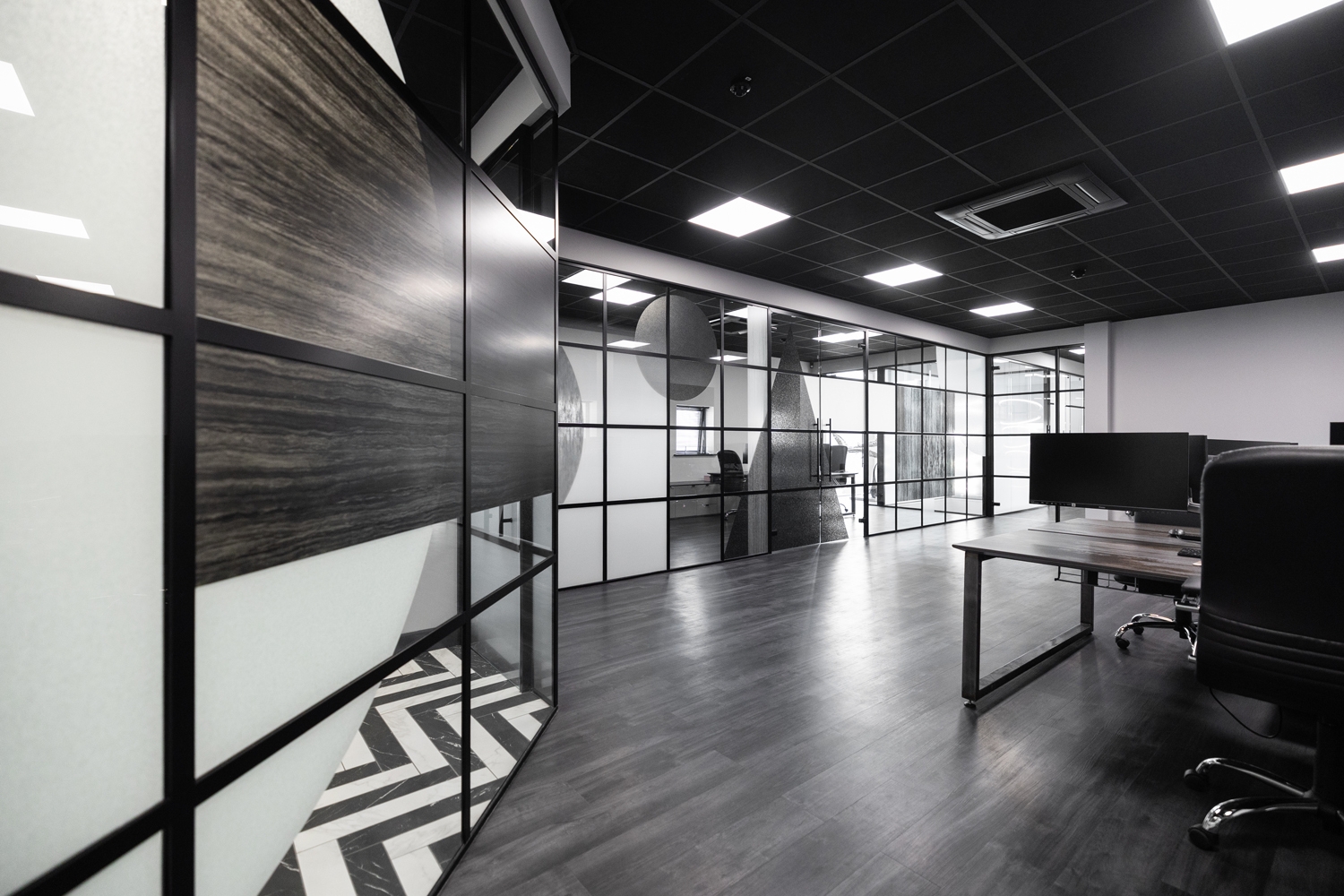 3M™ FASARA™ Glass Finishes at Innova Kitchens