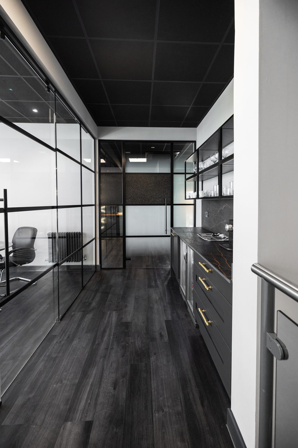 3M™ FASARA™ Glass Finishes at Innova Kitchens