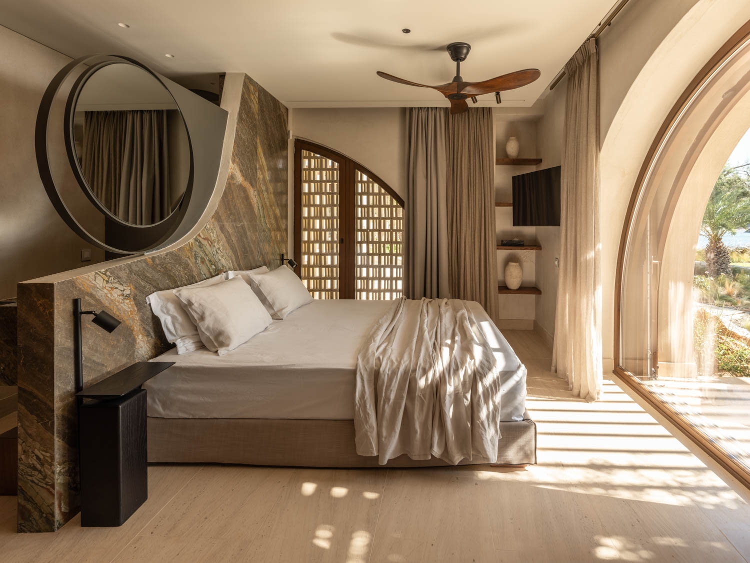 Luxurious Marble Application in Cretan Villa