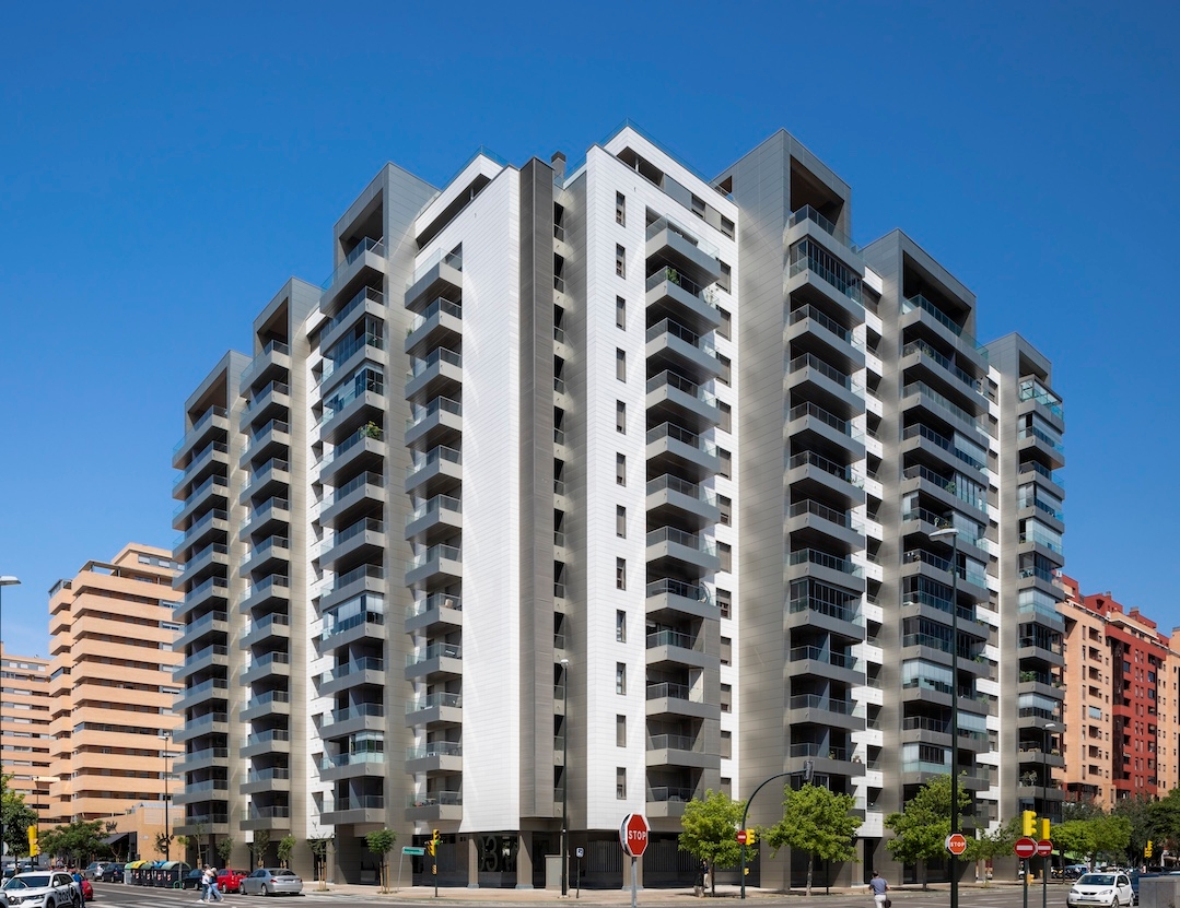 Ventilated Facade Ceramic Tiles - Faveker