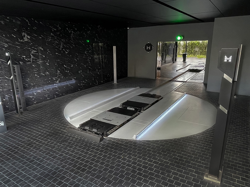 Robotic Parking System in Residential Building