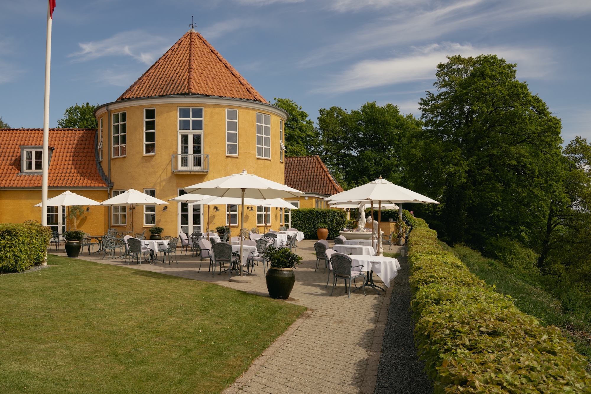 Lighting Fixtures at Fakkelgaarden Restaurant