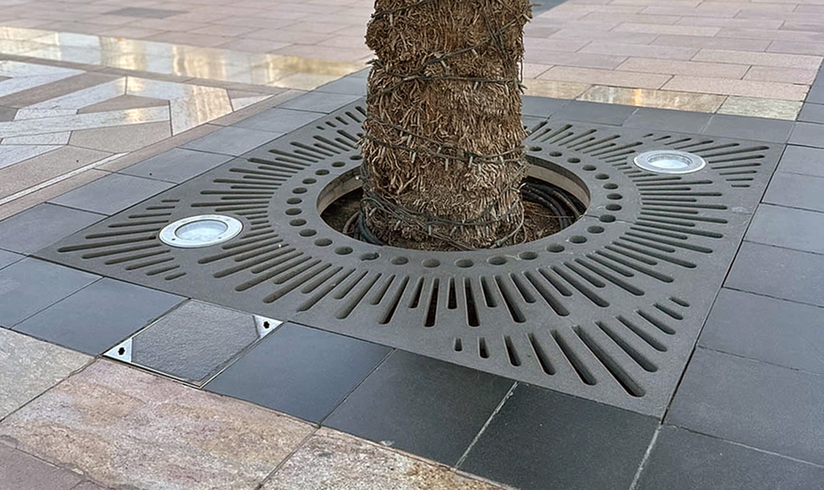 Tree Grates in Burj Boulevard, Dubai