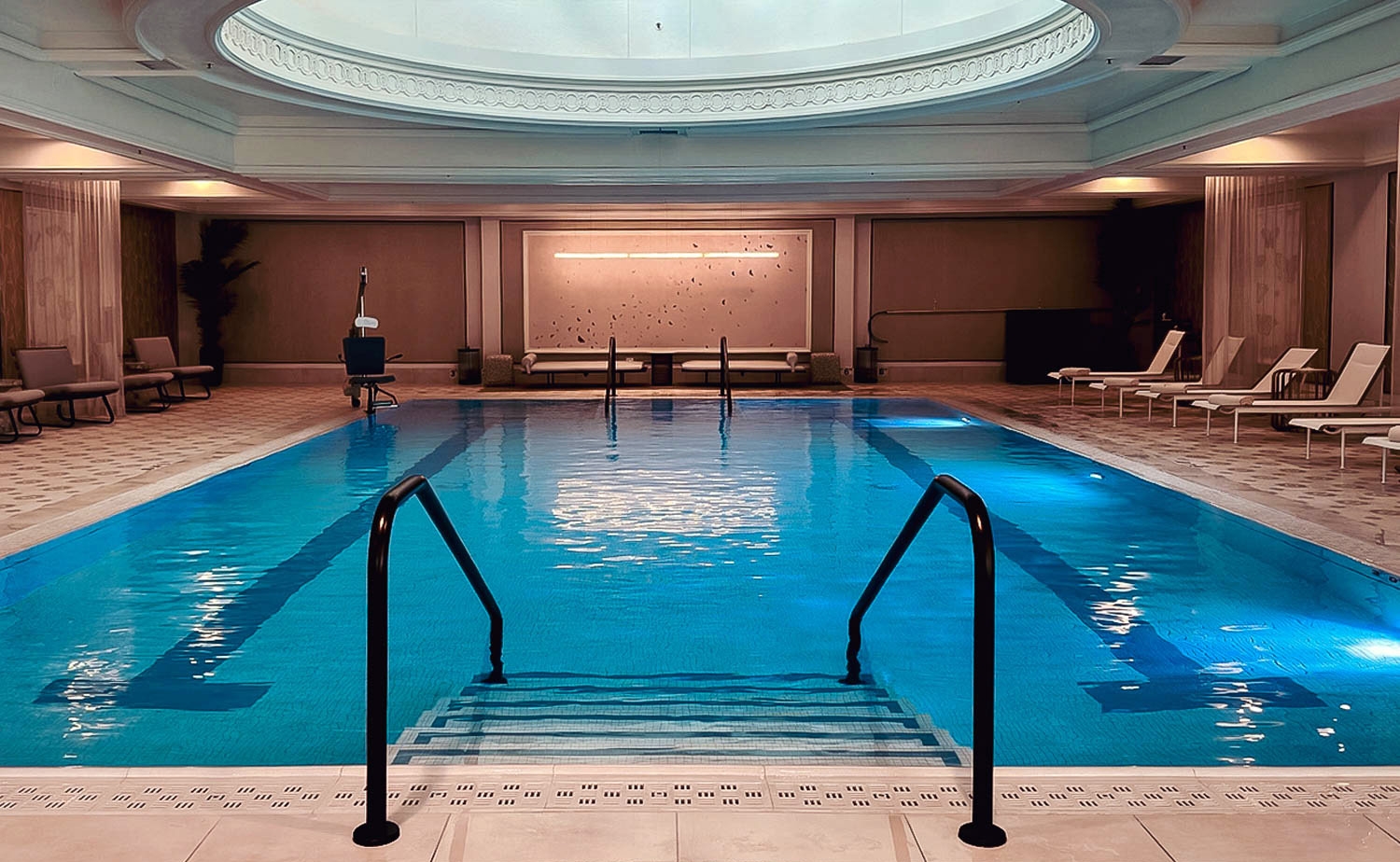 Custom Pool Grates in Chicago's Four Seasons Hotel