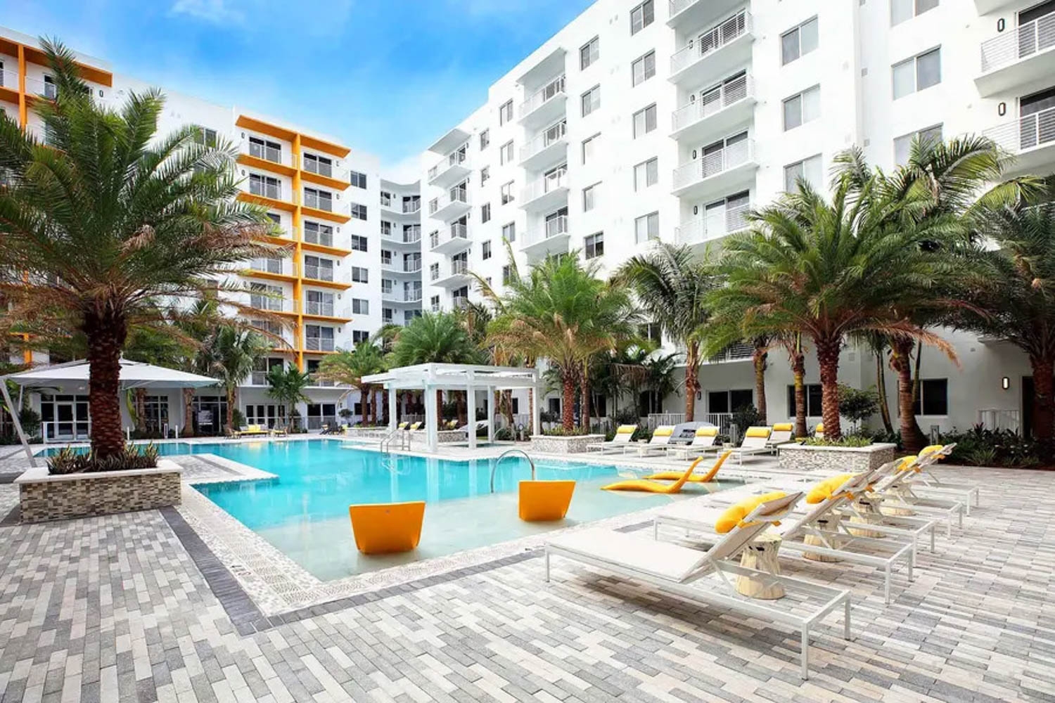 Stone Pool Grates in Aura Boca, USA