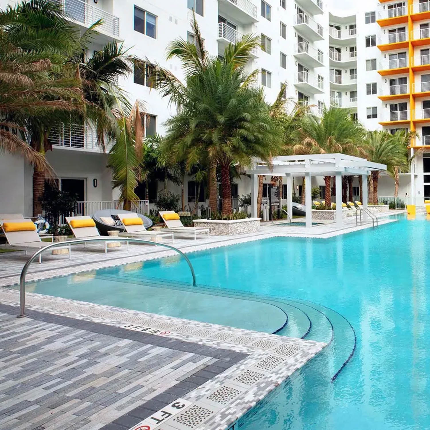 Stone Pool Grates in Aura Boca, USA