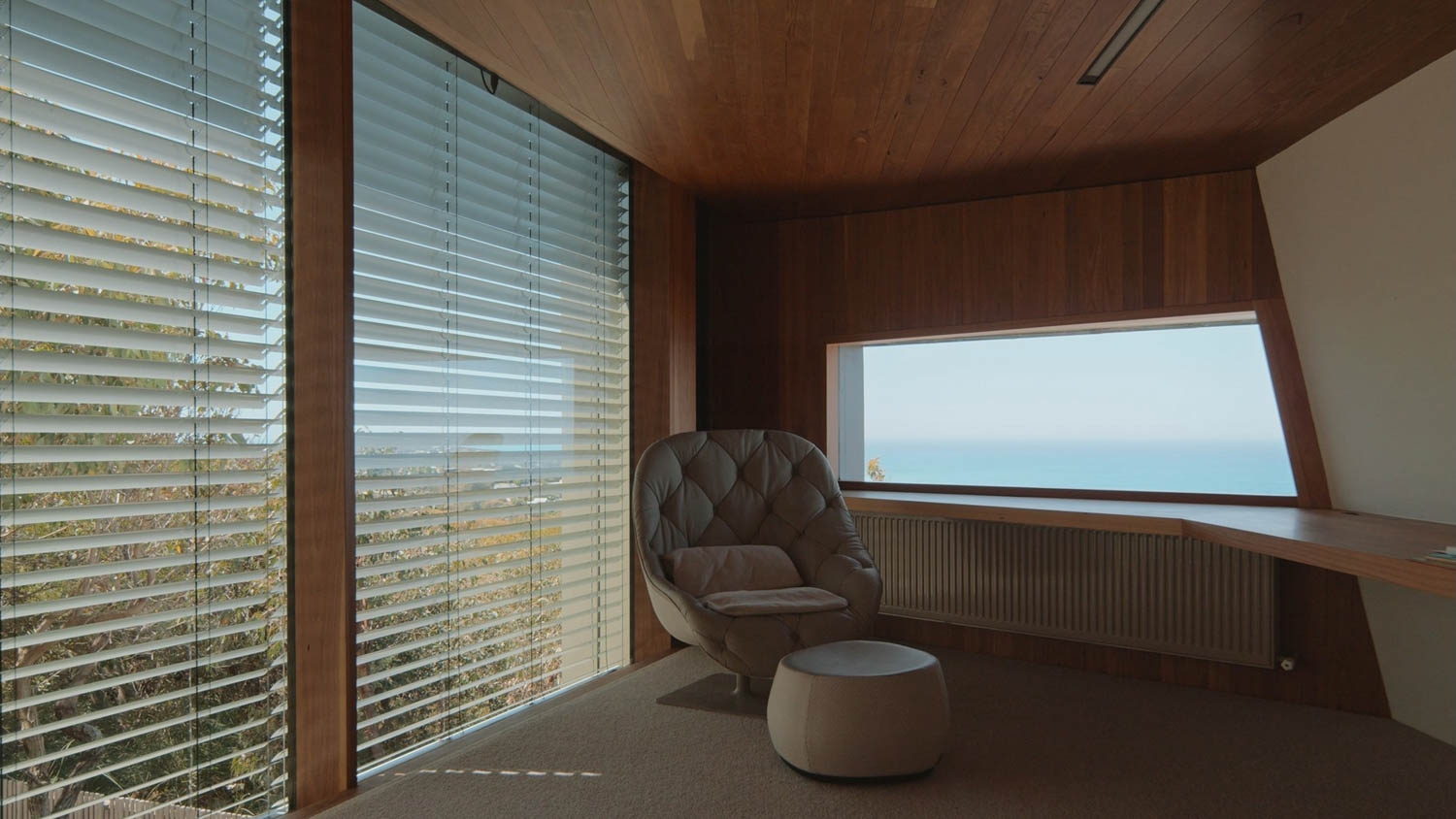 External Venetian Blinds in Fairhaven Beach House