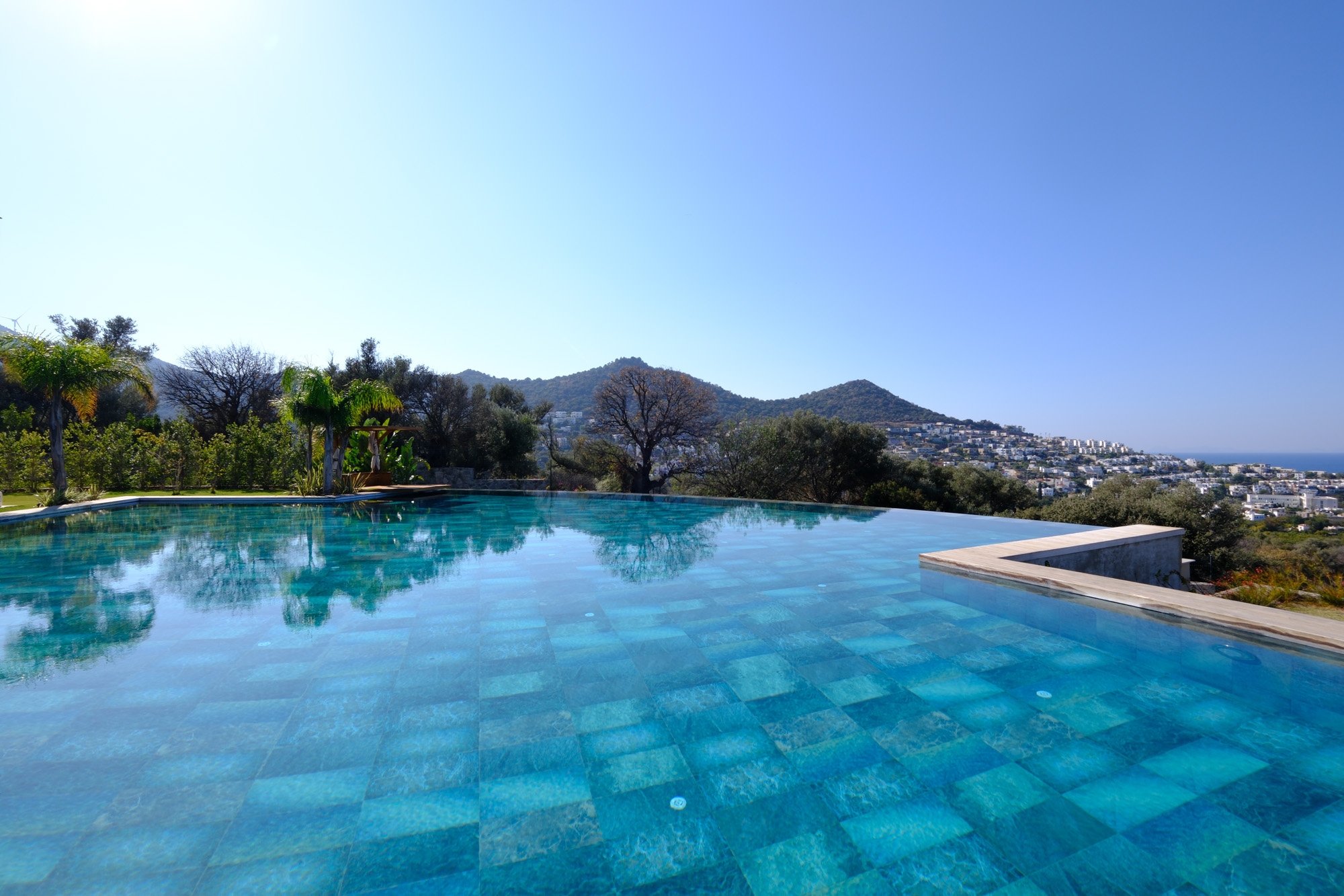 Infinity Pool Tiles - Natural Series