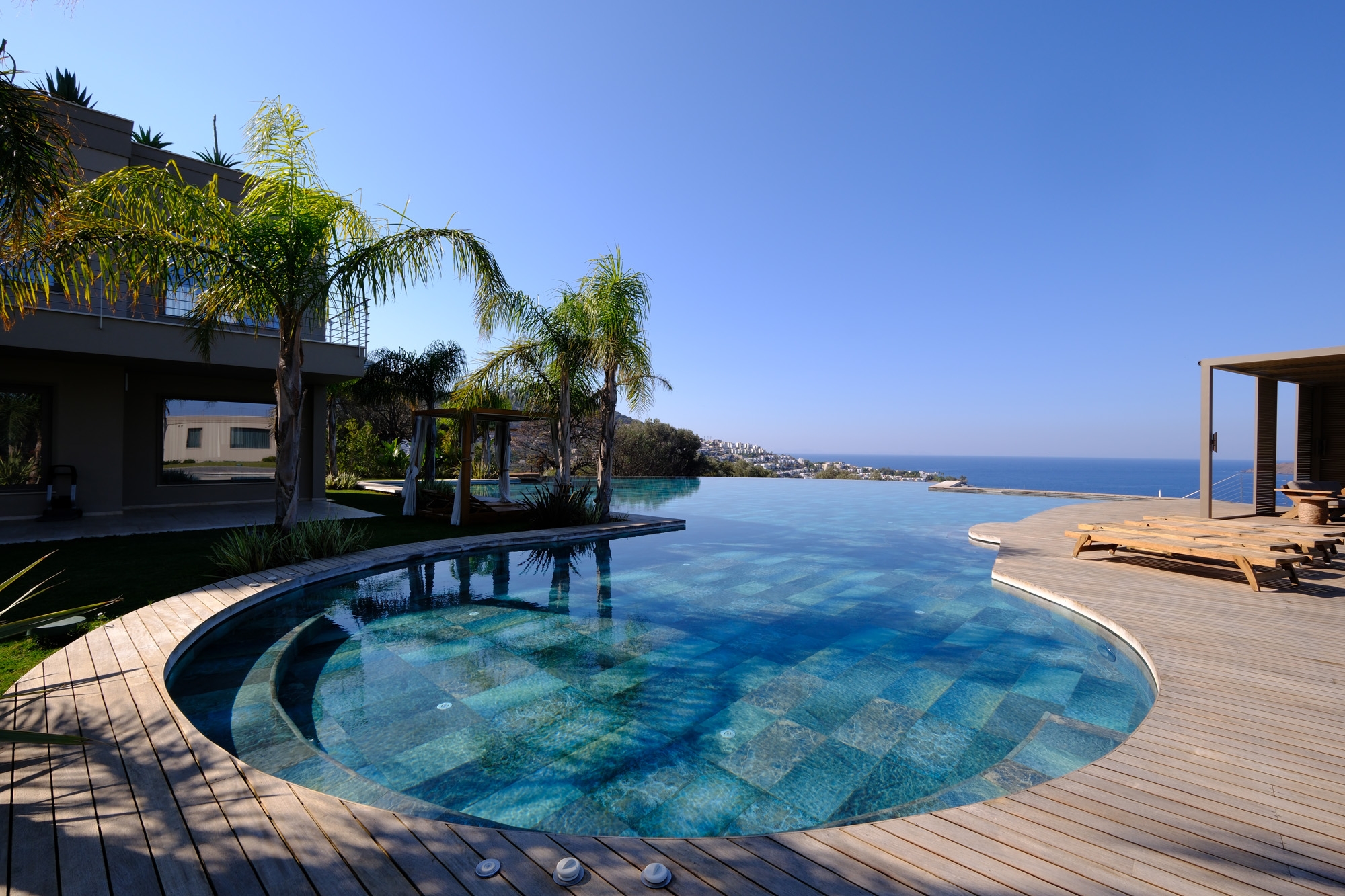 Infinity Pool Tiles - Natural Series