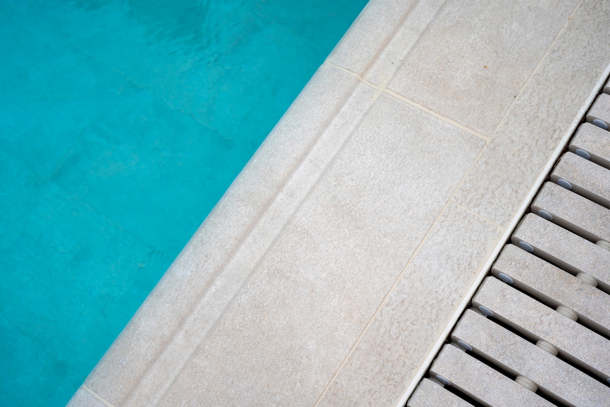 Porcelain Pool Copings