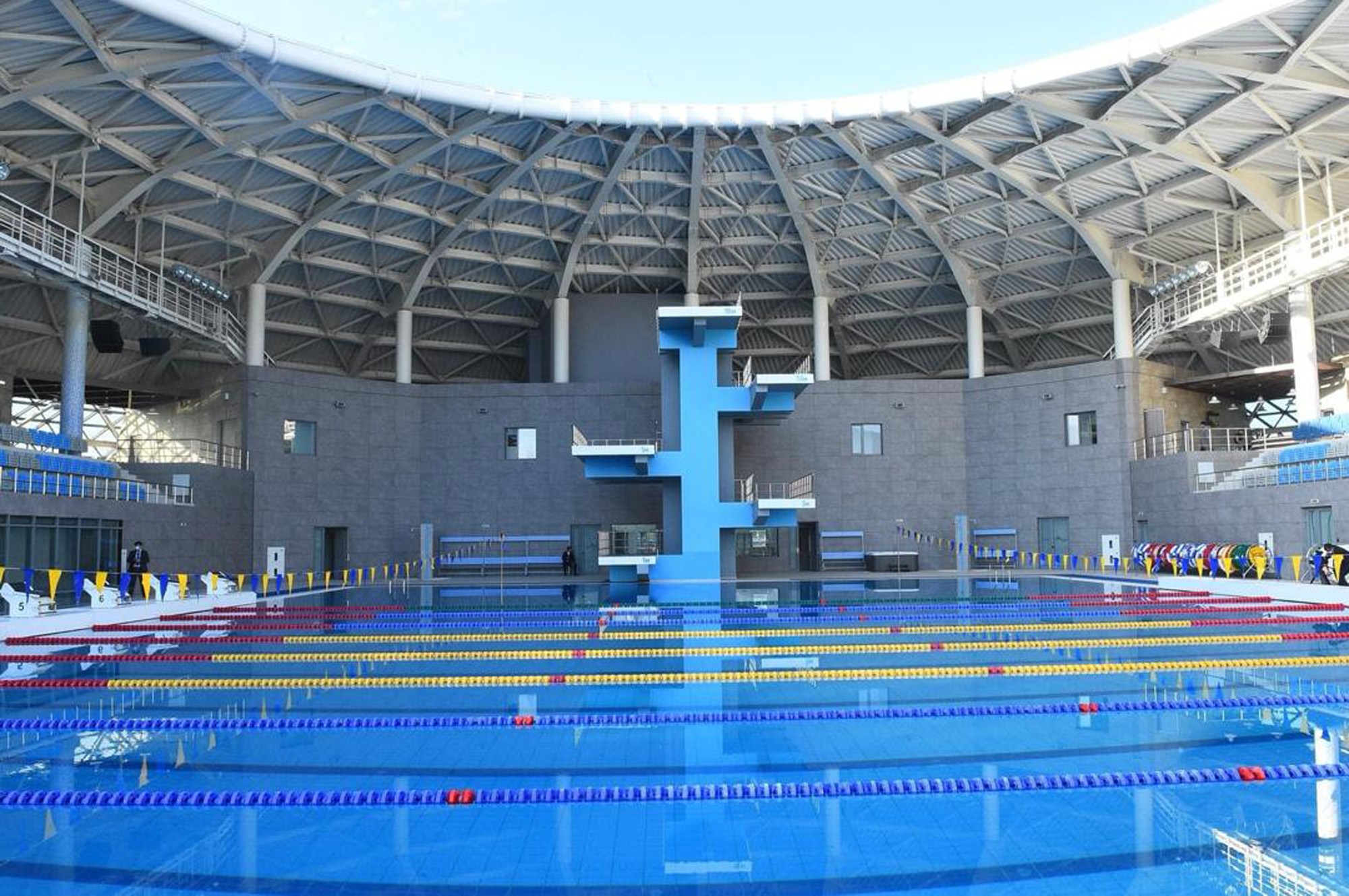 Porcelain Pool Tiles - Olympic Series