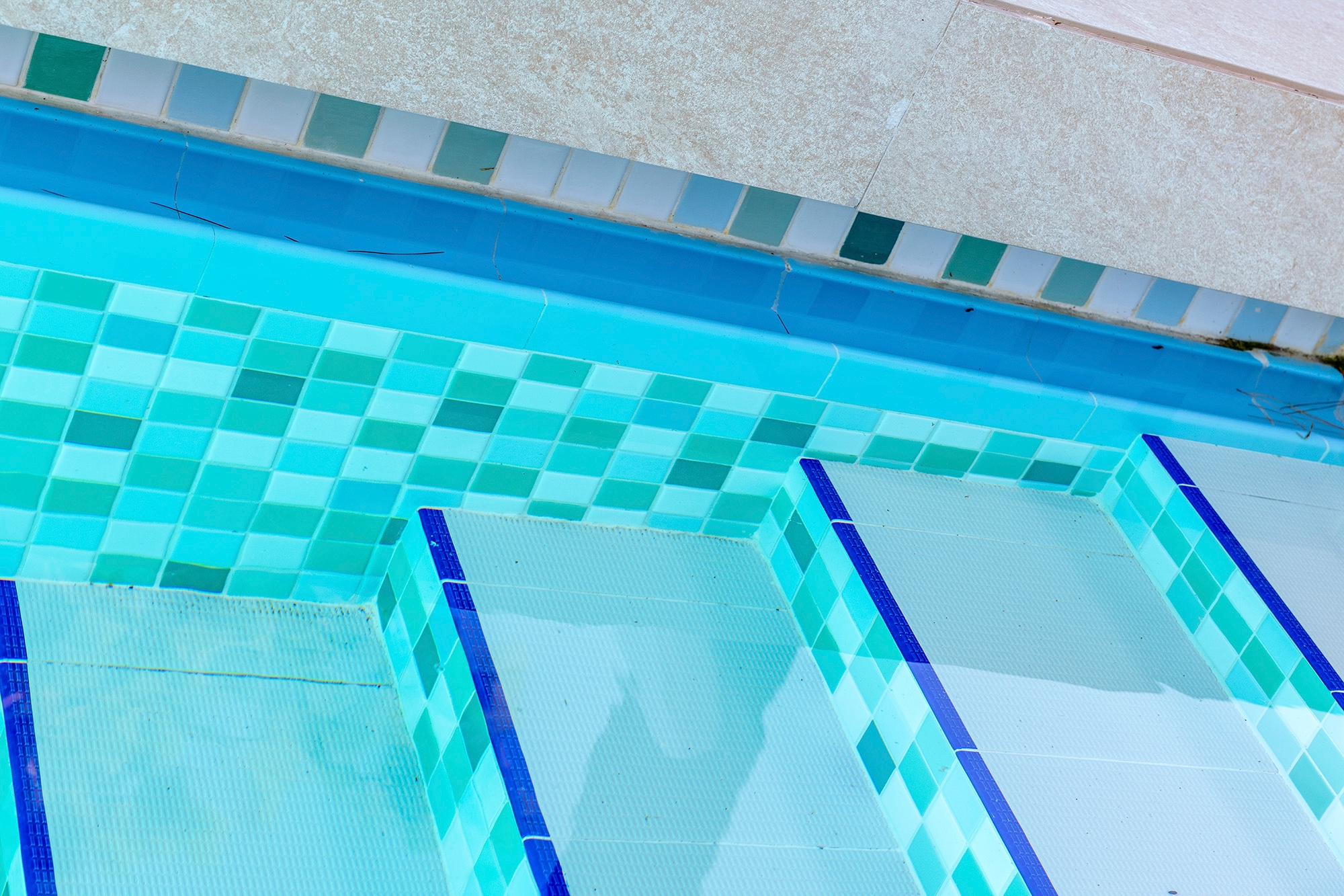 Porcelain Channels