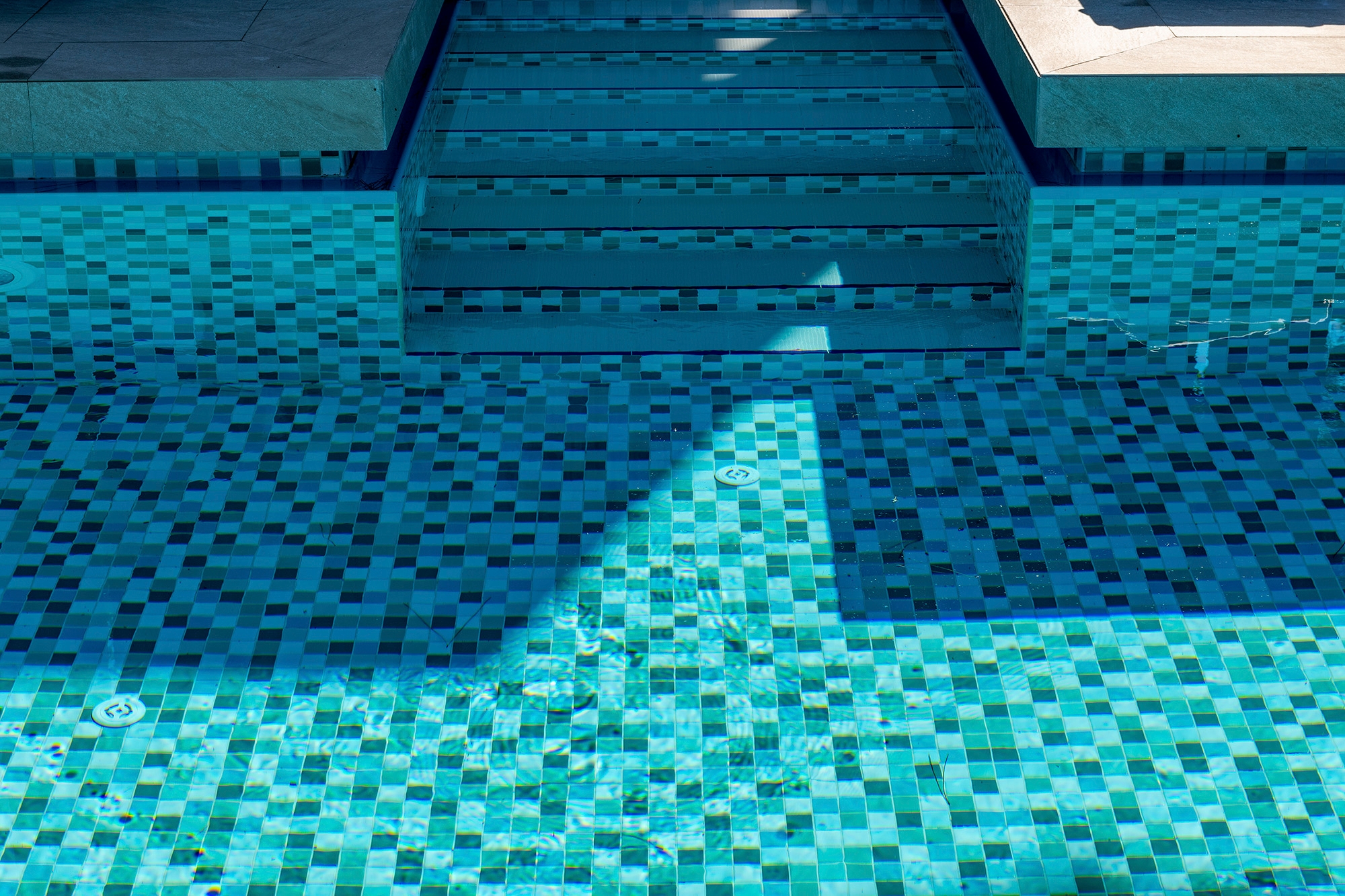 Porcelain Channels