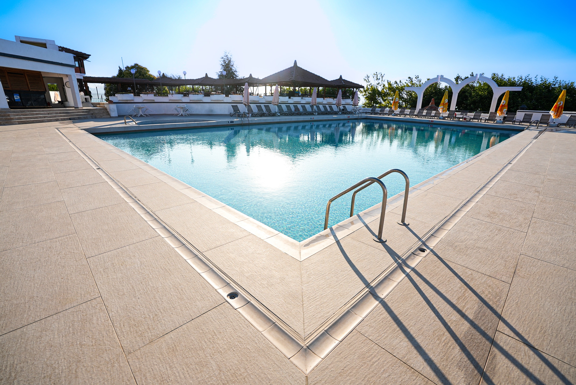 Porcelain Swimming Pool Rain Channels