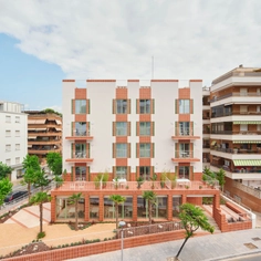 Puertas y ventanas en apartamentos en Salou