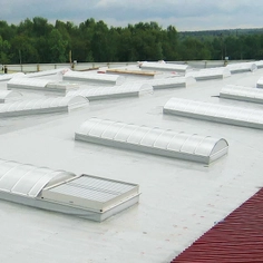 Lucarnas termoformadas traslúcidas para cubiertas