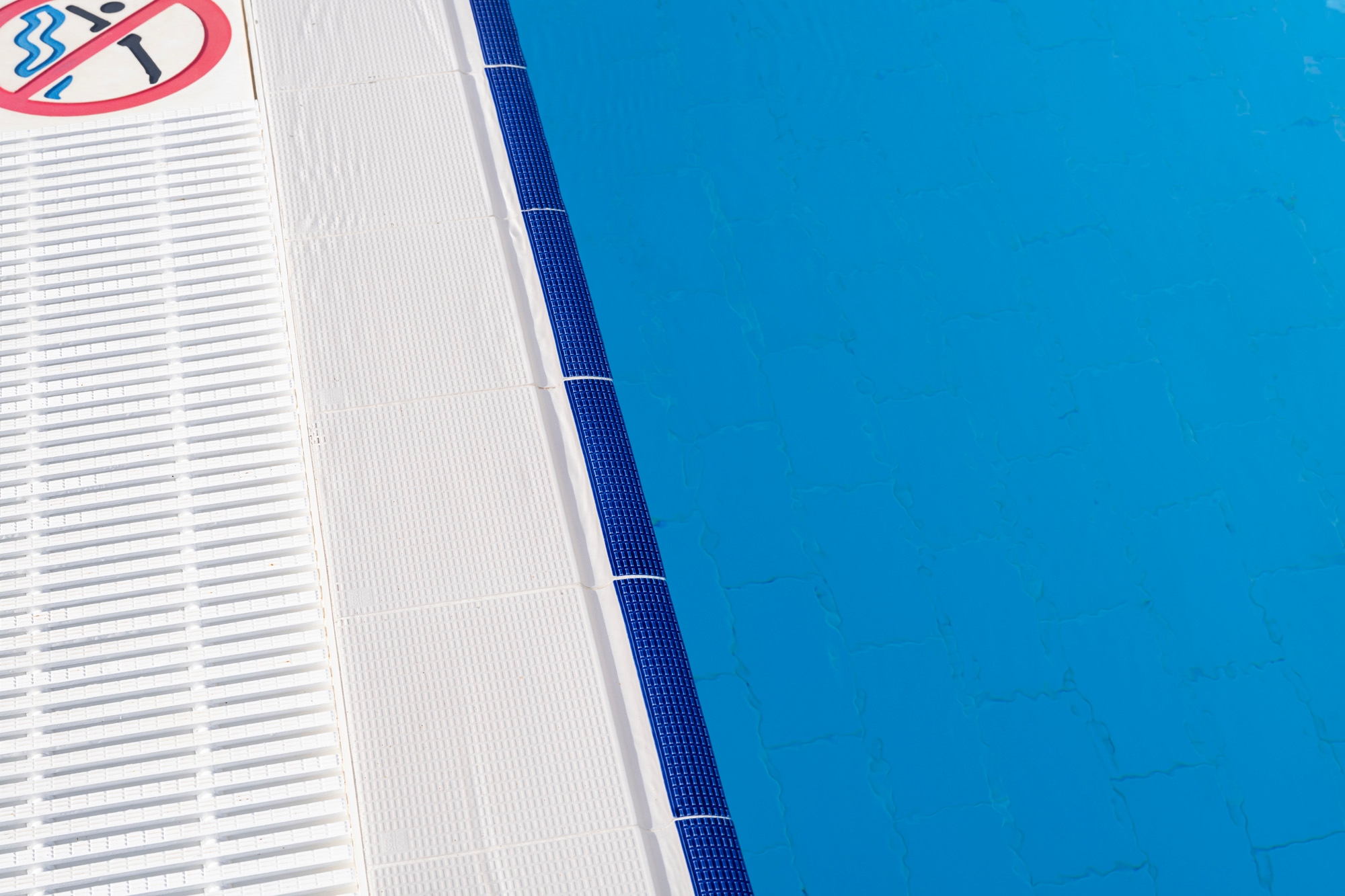 Porcelain Pool Copings – Olympic Series