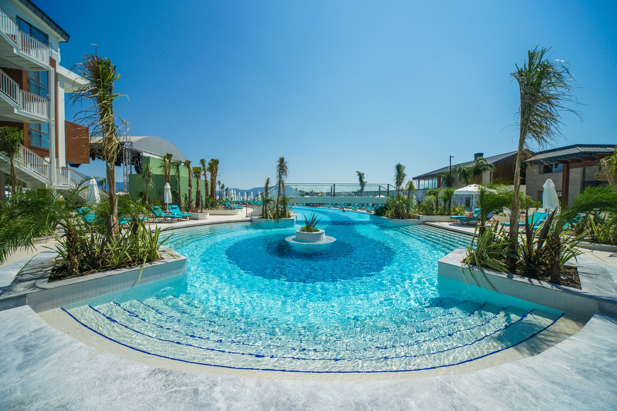 Porcelain Pool Tiles in Fethiye Hotel