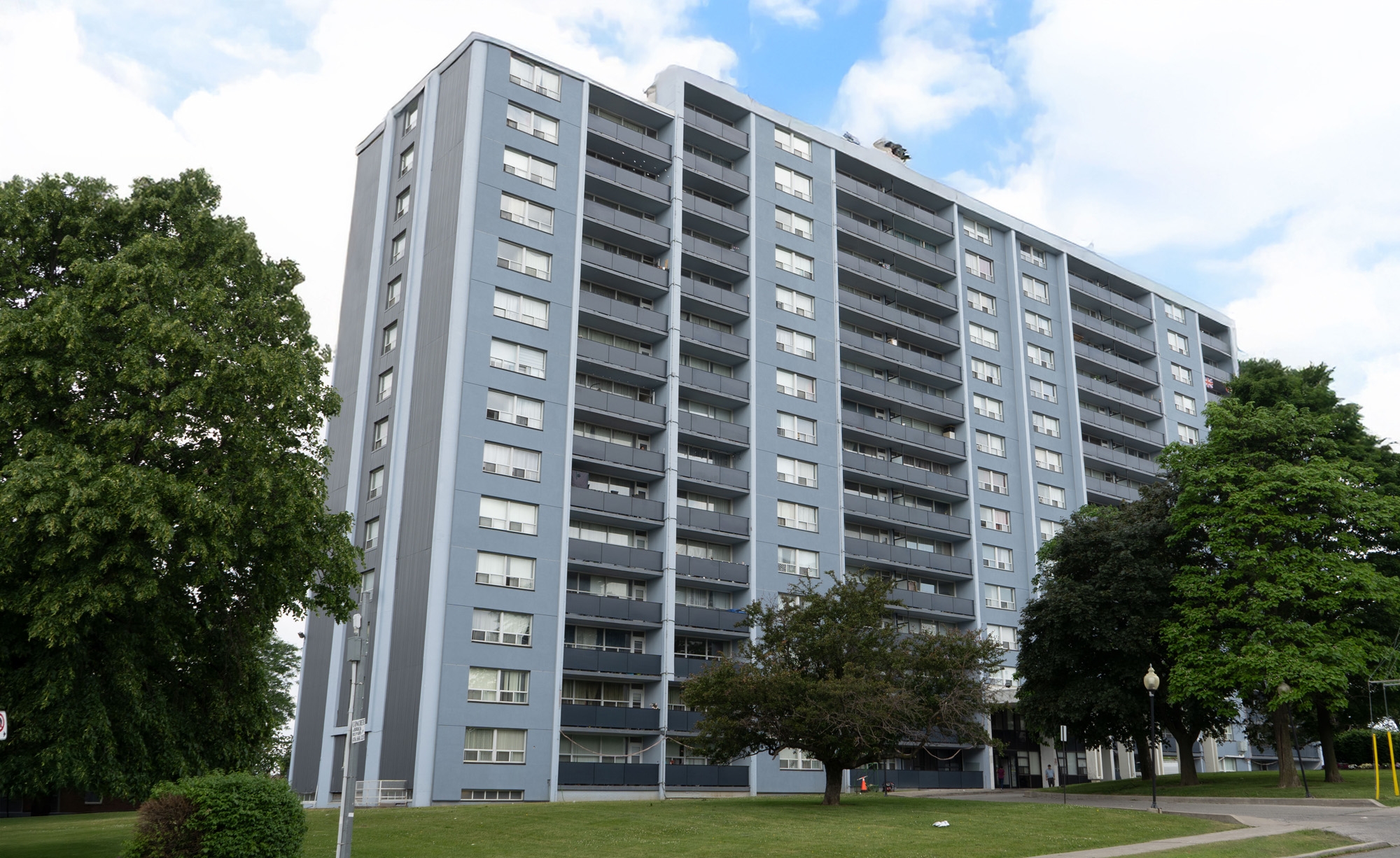 Solar Railing - SolaRail™