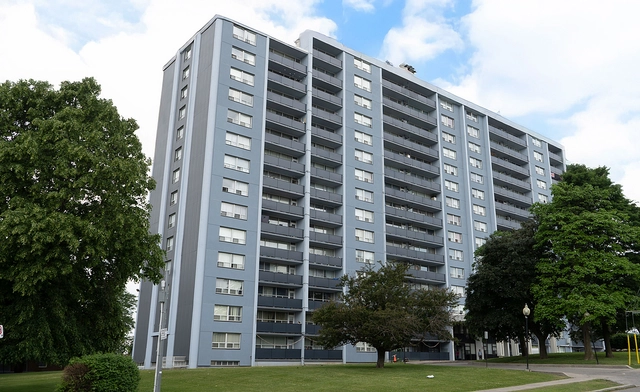 Solar Railing - SolaRail™