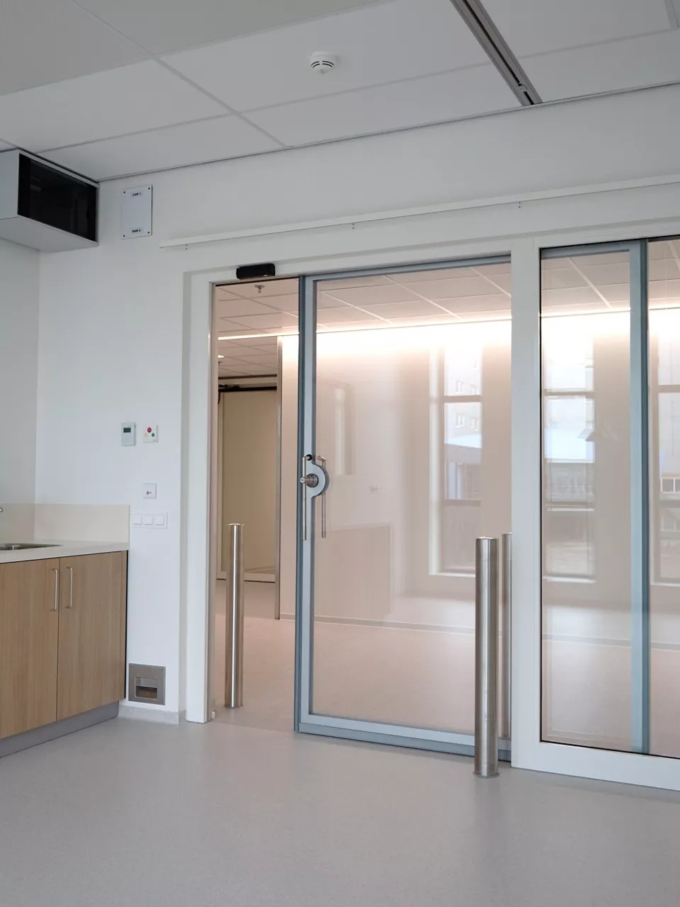 Hermetic Glazed Door - Hygienic Medicare Glass