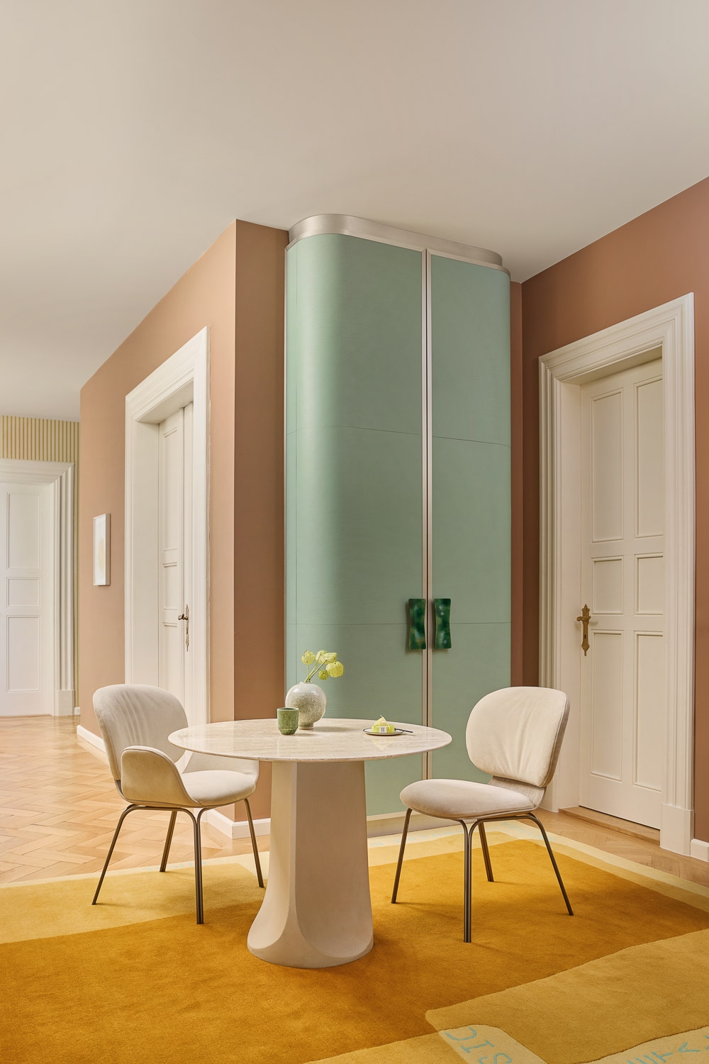 Chairs and Armchairs - Ivy